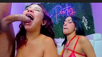 Nonton All The Girls Go Headfirst Into This Boy's Cock - Rough Throat thumbnail