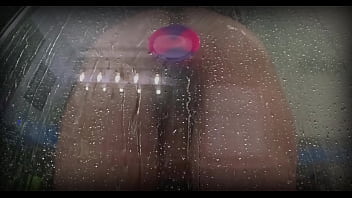 Spied on my chubby roomate trying her new toy in the shower almost dropped my phone trying to not get caught