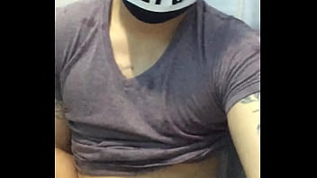 ôi nứng quá muốn tìm e nào đụ đây