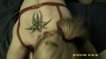 Verify couple masturbates together