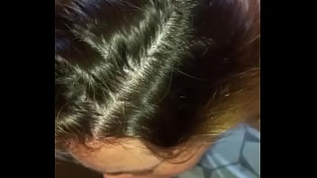 Como me coje la garganta me encanta que me atore con su pija grande