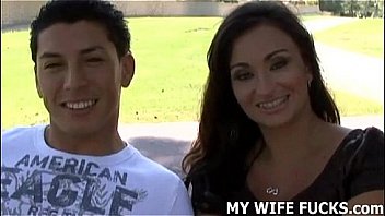 Watching my wife mia fucking a stranger