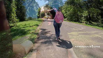 Wetting jeans in public and public blowjob