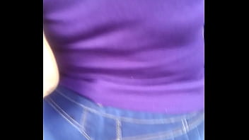 Madura nalgona en el mercado