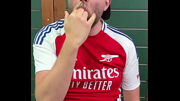 “i have to block you because you waste all the cum and it's too frustrating to watch ” chuckmarksssf don’t be ch