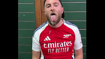 “i have to block you because you waste all the cum and it's too frustrating to watch ” chuckmarksssf don’t be ch