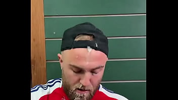 “i have to block you because you waste all the cum and it's too frustrating to watch ” chuckmarksssf don’t be ch