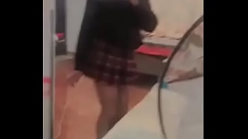 Te muestro mis nalgas y como me queda mis putidisfraz