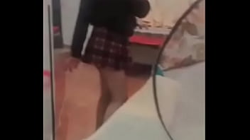 Te muestro mis nalgas y como me queda mis putidisfraz