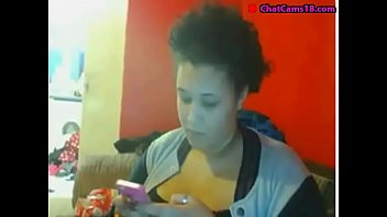 Uninteresting girls on webcam reacting to me