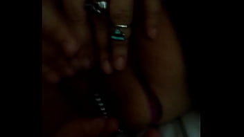 Masturbando con bolas