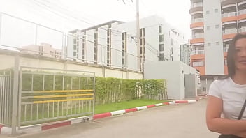 Girl from the streets told me im ugly and that i couldnt book her