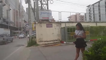 Girl from the streets told me im ugly and that i couldnt book her