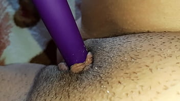 I'm testing a new sex toy on my pussy