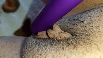 I'm testing a new sex toy on my pussy