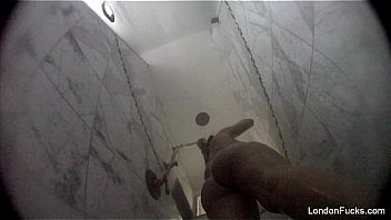 London keyes hot shower