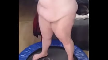 Scarlotta makes her big belly jiggle