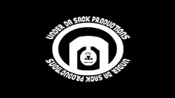 Gypsey lynn shows off that snatch