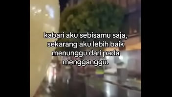 Girl masturbate with bottle