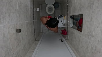 Foi No Banheiro Da Amiga Mijar Acabou Batendo Uma Esqueceu De Trancar A Porta Amigo Entrou E Meteu A Rola Nela thumbnail
