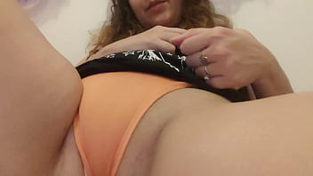 Ela adora te provocar até você gozar witycam guiando sua punheta joi