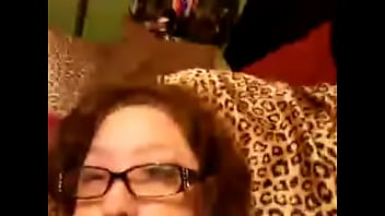 Kelly fingering her hot wet cunt