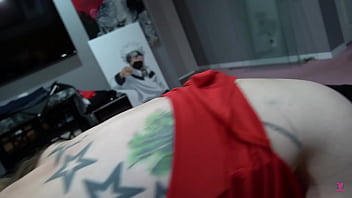 Christmas came early for teddy tarantino when leila larocco comes over