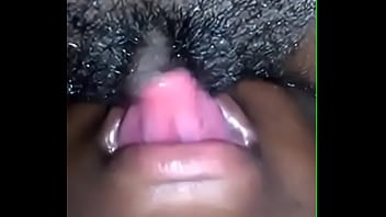 Guy licking girlfrien'ds pussy mercilessly while she moans