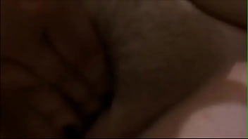 Femme poillu se fais jouir