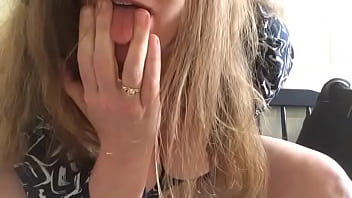 Public pussy play part 2