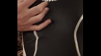 【個人撮影】素人の人妻に競泳水着を着させてぶっかけ