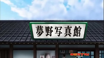 Un cuarteto en una sesión de fotos donde nuevamente aparece la tía y el sobrino