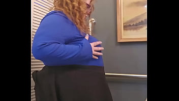 Secretary flashes again