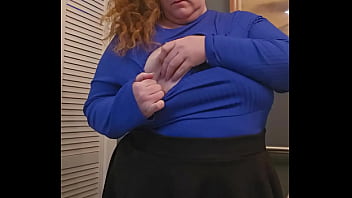 Secretary flashes again