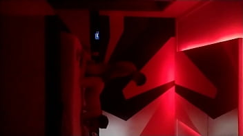 Loira pegando dotado