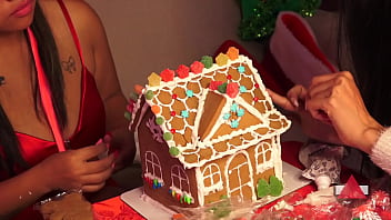 Edible building made of spice part to