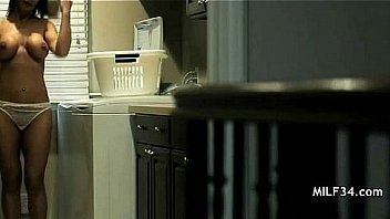 Stressed out milf with a sexy body gets a happy ending massage