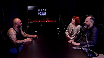 Foi vendado em uma cena tudo mudou nesses últimos dois anos e virou uma marca e a revista sexy reh queen & kstro watch sheer red