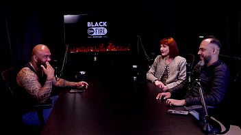 Foi vendado em uma cena tudo mudou nesses últimos dois anos e virou uma marca e a revista sexy reh queen & kstro watch sheer red