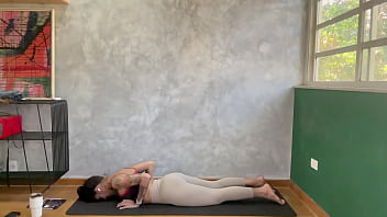 Yoga detox with nikatsu