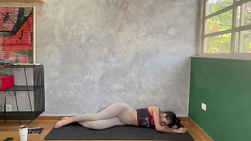 Yoga detox with nikatsu