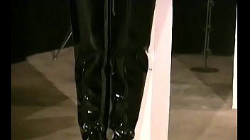 Stupendous honey is satisfying her own desires