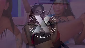 Kissing and licking wet pussy of interracial girl