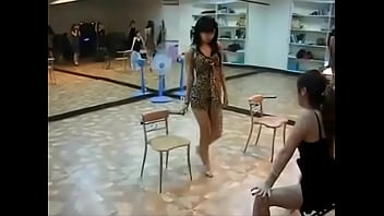 Dạy múa thoát y 18 « thẾ giỚi ngƯỜi lỚn