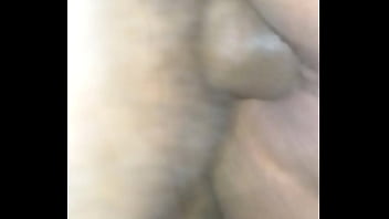 Mi mujer se pone caliente con ice en la vagina y quiere mas