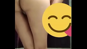 Desnuda para ti ñandome te gustaría que siga tus instrucciones