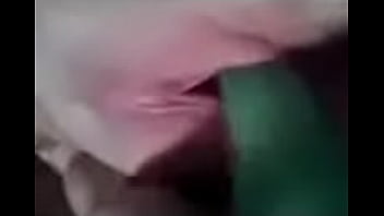 B mama masturbation sent over phone