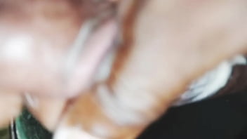 Wetjuicypussy1 sweet masupaytion video in lagos xvidoe