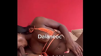 Que delícia amo mama gostoso