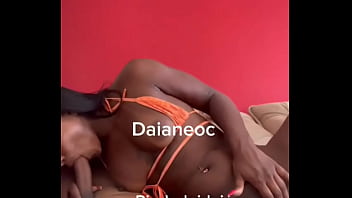 Que delícia amo mama gostoso